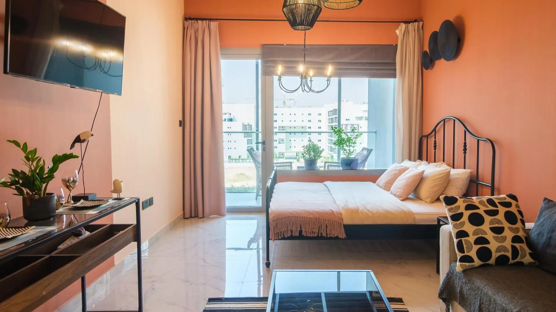 Poolside Charm Lägenhet Abu Dhabi Förenade Arabemiraten